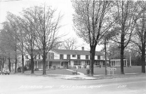 H67/ Pentwater Michigan RPPC Postcard c1940s Pentwater Inn Hotel  112