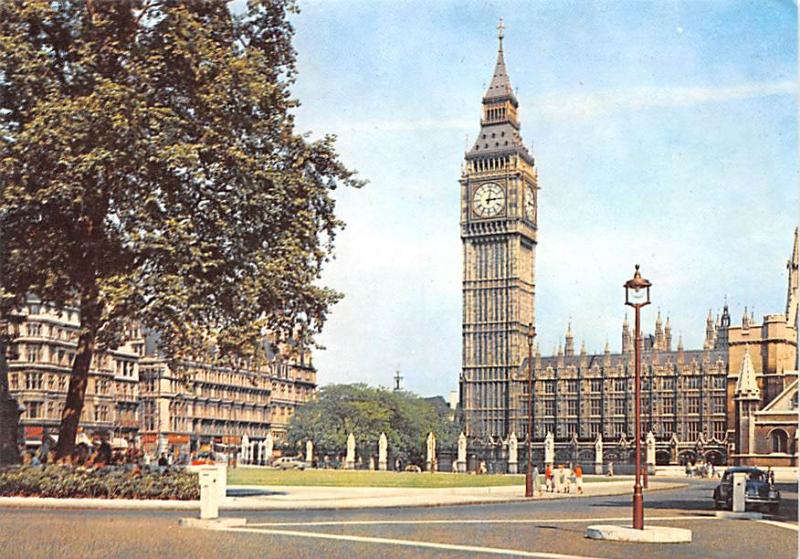 Parliament Square & Big Ben - London