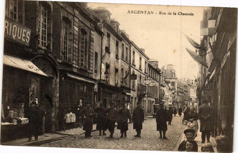 CPA Argentan - Rue de la Chaussee (250023)