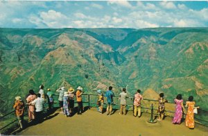 Tourists at Waimea Canyon, Island of Kauai HI, Hawaii - pm 1984