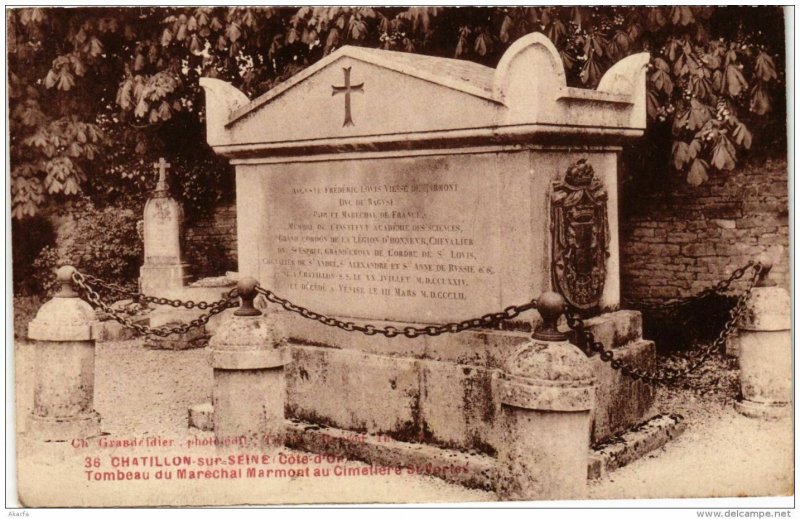 CPA CHATILLON-sur-SEINE Tombeau du Maréchal Marmont au Cimetiere (723436)