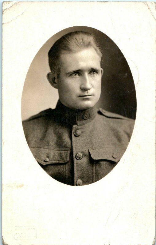 RPPC WWI SOLIDER PORTRAIT, SAN ANTONIO, TEXAS 1910's WW1 U.S. SOLDIER MEDIC DISC