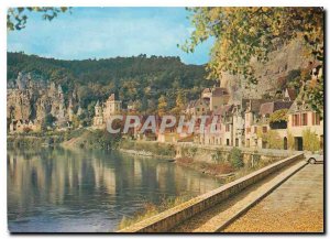 Postcard Modern Larque Gageac (Dordogne) The village and the castle of Malart...
