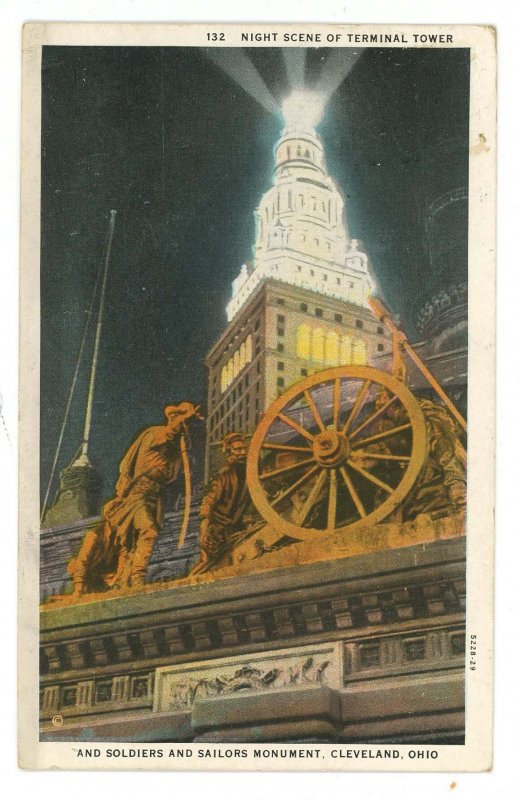 OH - Cleveland. Union Terminal Bldg & Soldiers' & Sailors' Monument at Night