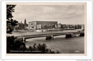 RP: STOCKHOLM , Sweden , 20-40s ; Kungl. Slottet fran Skeppsholmen