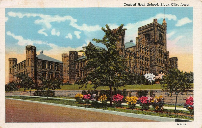 Central High School, Sioux City, Iowa, Early Postcard, Used in 1948