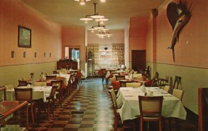 Bellevue, Ohio - The Amsden House Restaurant - on E. Main St. - in the 1950s