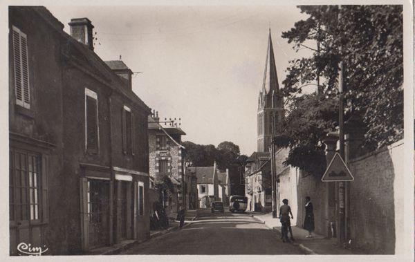 Bernieres Sur Mer Normandy Grand Rue Roadsign Bicycle French Real Photo Postcard