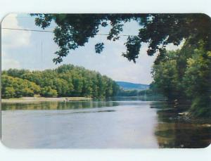 Unused 1950's GREETINGS FROM - SUSQUEHANNA RIVER AT BAINBRIDGE Oneonta NY Q8552