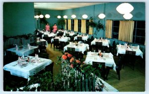 EAST WICHITA, Kansas KS ~Roadside ELIZABETH'S Restaurant Interior 1950s Postcard