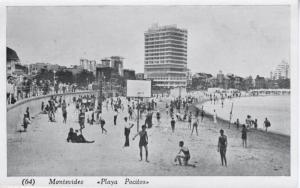 Montevideo Uruguay ~ Playa Pocitos ~ Vintage Postcard