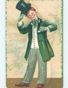 Pre-Linen st. patrick's signed CLAPSADDLE - BOY IN GREEN TIPS HIS TOP HAT HL1879