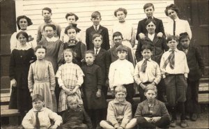 Children School Kids Class Kings Mills Boothbay ME Maine Real Photo Postcard