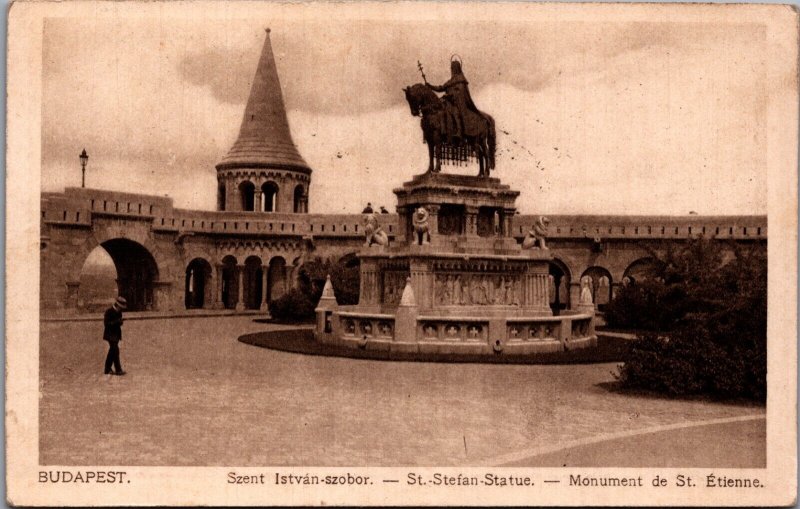 Hungary Budapest Szent István Szobor St Stephen Statue Vintage Postcard 04.98