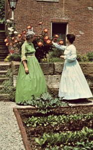 Dr. Maro Johnson House Garden, Roscoe Village - Coshocton, Ohio Postcard