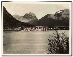 Postcard Modern Andalsnes My Setnesmoen Tilhoire I Bakgr Romsdalshorn Og Trol...