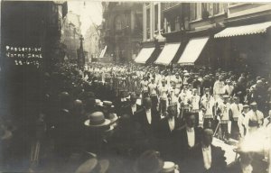 PC BELGIUM, BRUSSELS, PROCESSION NOTRE-DAME, Vintage REAL PHOTO Postcard(b30103)