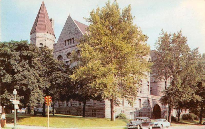 Richmond Indiana Court House Vintage Postcard J52338