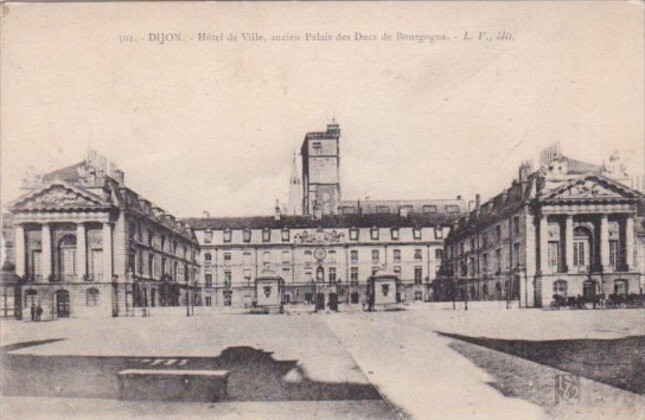 France Dijon Hotel de Ville ancien Palais des Ducs de Bourgogne