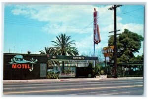 c1950 Patio Motel Restaurant Classic Car Entrance Long Beach CA Vintage Postcard
