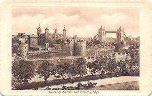 BR65578 tower of london and tower bridge chariot   london  uk