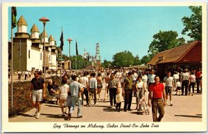 VINTAGE POSTCARD PEOPLE CROWDS TRAVERSE THE MIDWAY AT CEDAR POINT-ON-LAKE ERIE