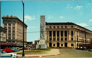 The Alamo Cenotaph and U.S. Post Office, San Antonio TX Vintage Postcard A59