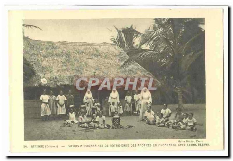 DAhomey (AFrique) CPA Soeurs missionnaires de Notre DAme des Apotres en promenad