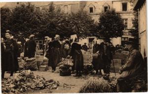 CPA QUIMPER-Marché (188747)