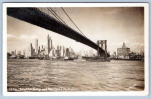 1957 RPPC BROOKLYN BRIDGE & NEW YORK CITY SKYLINE REAL PHOTO POSTCARD