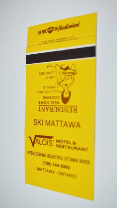 Ski Mattawa Valois Motel and Restaurant Ontario 30 Strike Matchbook Cover