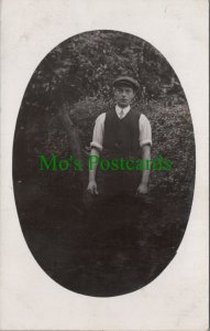 Ancestor Postcard - Men's Fashion, Young Estate Worker, Gardener?  RS33741