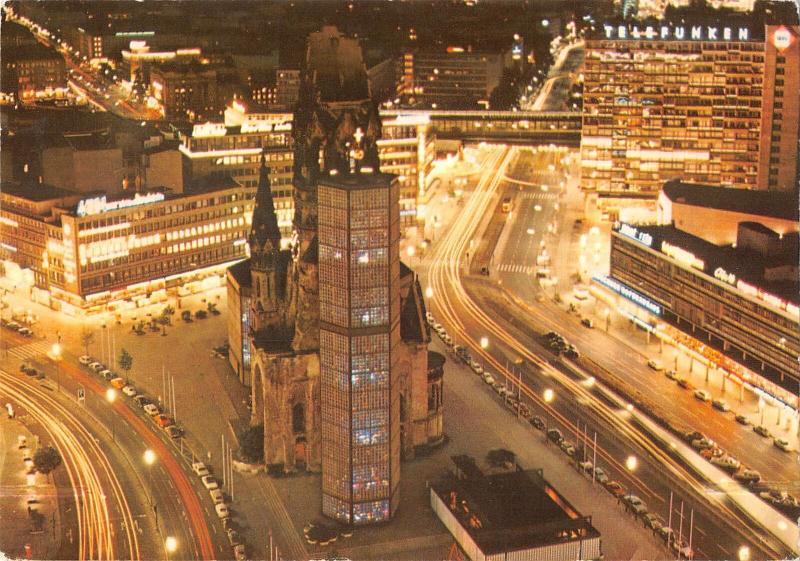 GG13578 Berlin Bei Nacht Kirche Church Street Auto Cars