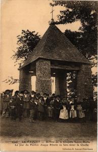 CPA LE FAOUET - Beffroi de la Chapelle Ste-Barbe - Le jour du Pardon (205819)