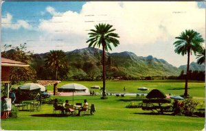 Postcard SWIMMING POOL SCENE Kauai Hawaii HI AL6912
