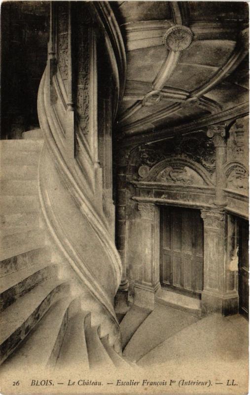 CPA BLOIS - Le Chateau - Escalier Francois Ier (Interieur) (294370)