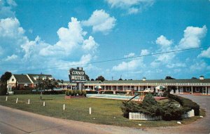 MS, Mississippi  CORINTH MOTEL  Pool  ROADSIDE  Alcorn County  c1950's Postcard