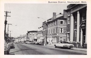 NEWBURYPORT MASSACHUSETTS BUSINESS DISTRICT POSTCARD 1960s