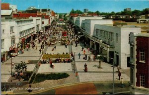 England Above Bar Southampton Vintage Postcard C008