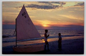 Sand And Sail At Sunset Beach Scene Postcard B47