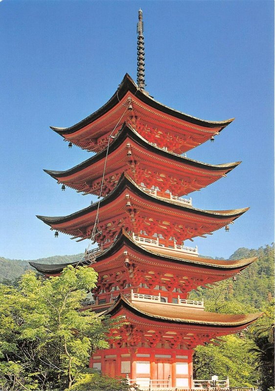 Lot283  five storied pagoda of itsukilshima shrine at miyajima hiroshima japan