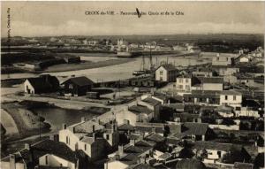 CPA CROIX-de-VIE - Panorama des Quais et de la Cote (297810)