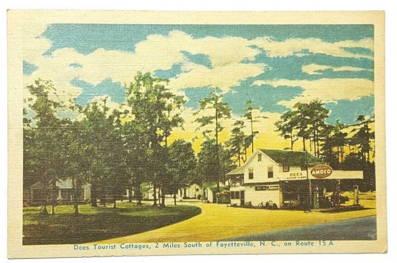 c1945 Amoco Gas Station Dees Tourist Cottages S of Fayetteville NC Postcard A29