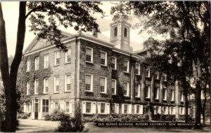 Old Queens Building, Rutgers University New Brunswick NJ Vintage Postcard H51