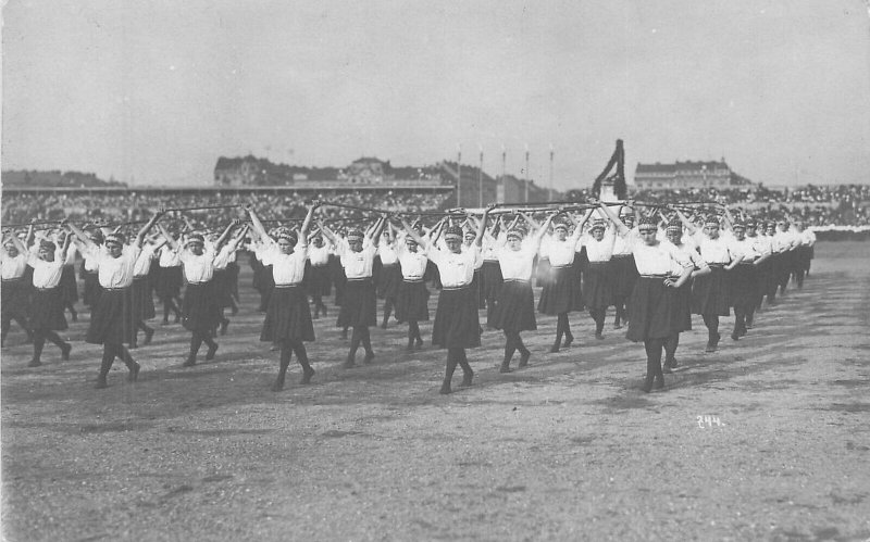 Postcard RPPC Czech Republic VSE Sokolsky Exercise Women 1926 23-1922