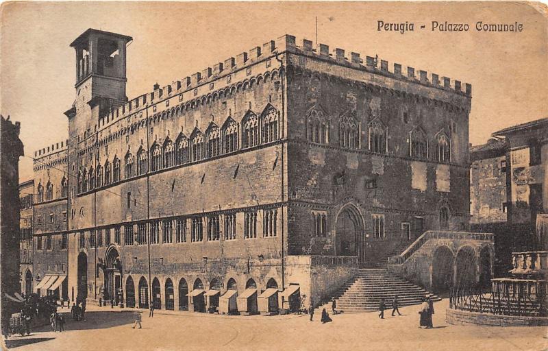 B71212 Perugia Palazzo Comunale Italy