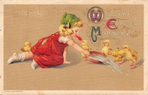 Easter Welcome Easter Morning, Baby W/ Splashing Chicks, Winsch Vintage PC U4851
