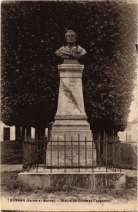 CPA TOURNAN-en-BRIE Statue du Docteur Forgemol (1298925)