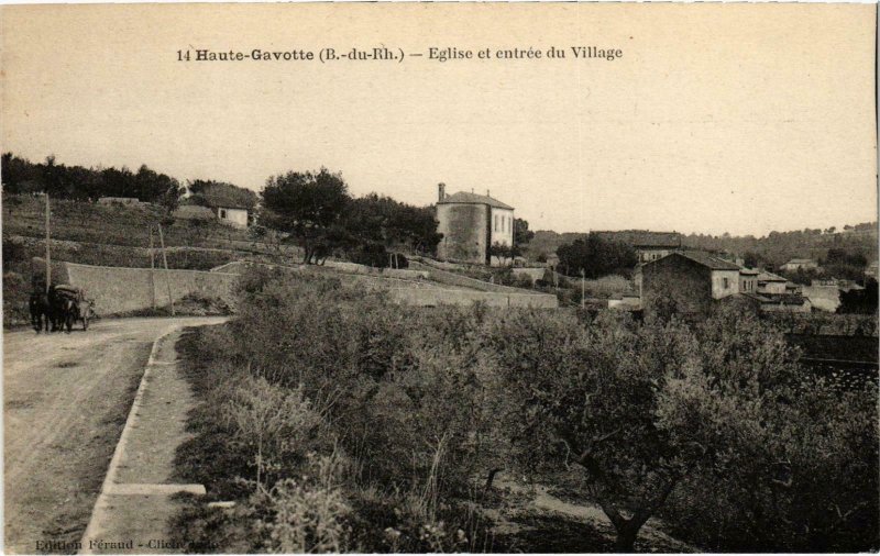 CPA AK MARSEILLE - Haute-Gavotte Église et entree du Village (986517)