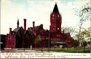 Vtg C. M. & St Paul Railway Train Depot Railroad Station Milwaukee WI Postcard